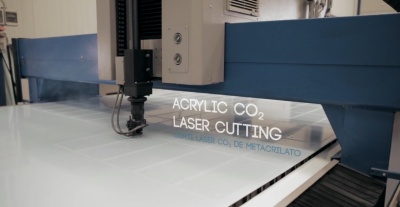 cutting of plastics: methacrylate, polycarbonate, PVC, PET, films, foams and aluminium composites